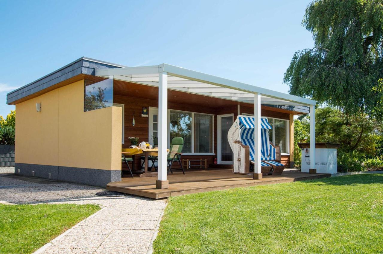 Ulm3 Bungalow Im Ulmenweg ニーンドルフ エクステリア 写真